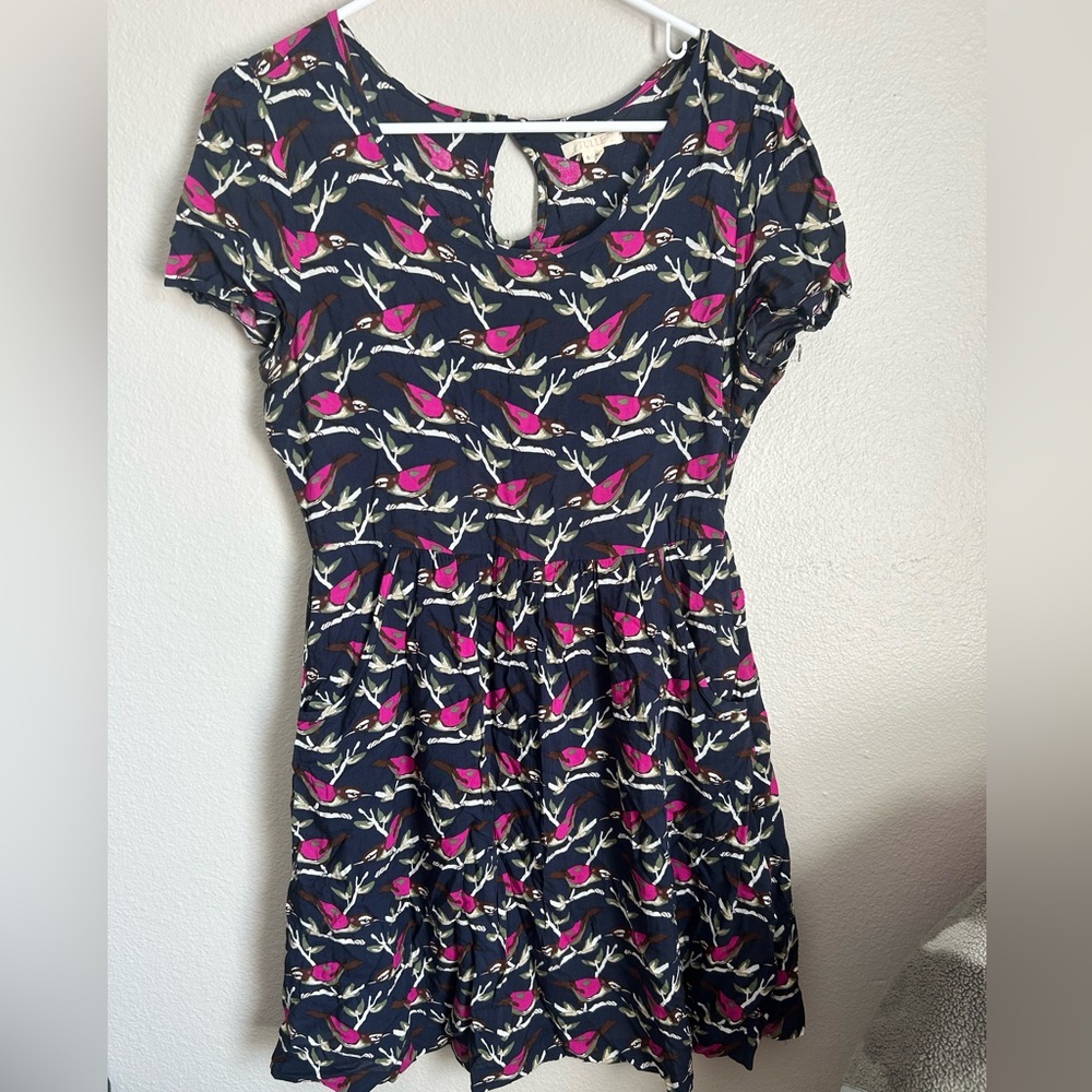 Tulle short sleeve bird dress with pockets size small